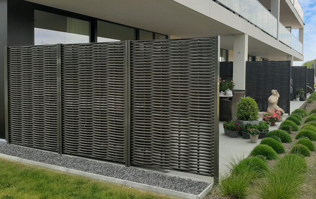 Woodscape tuinschermen met enkele weving en metalen kader